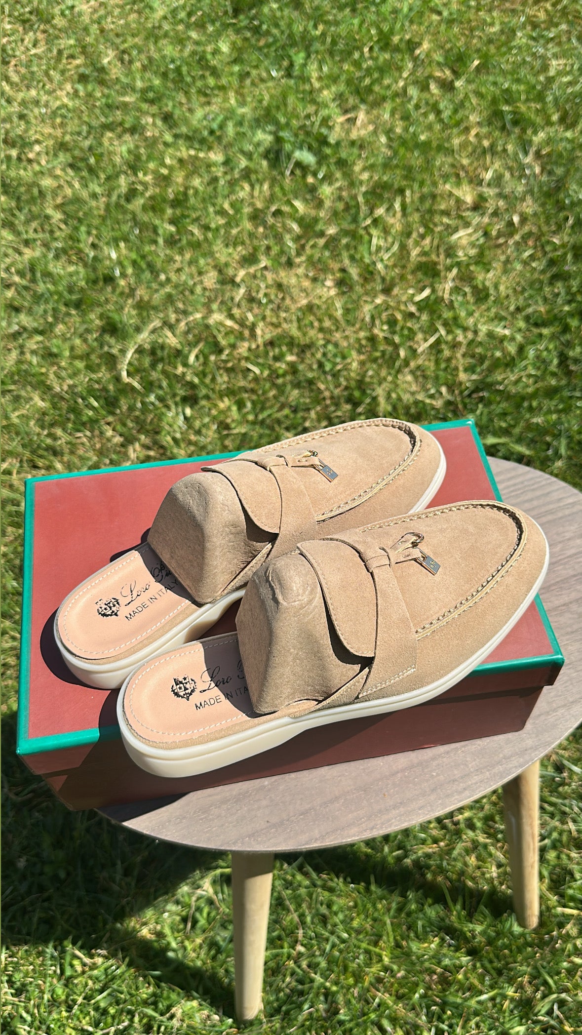 Mules Suède Beige à Pompons