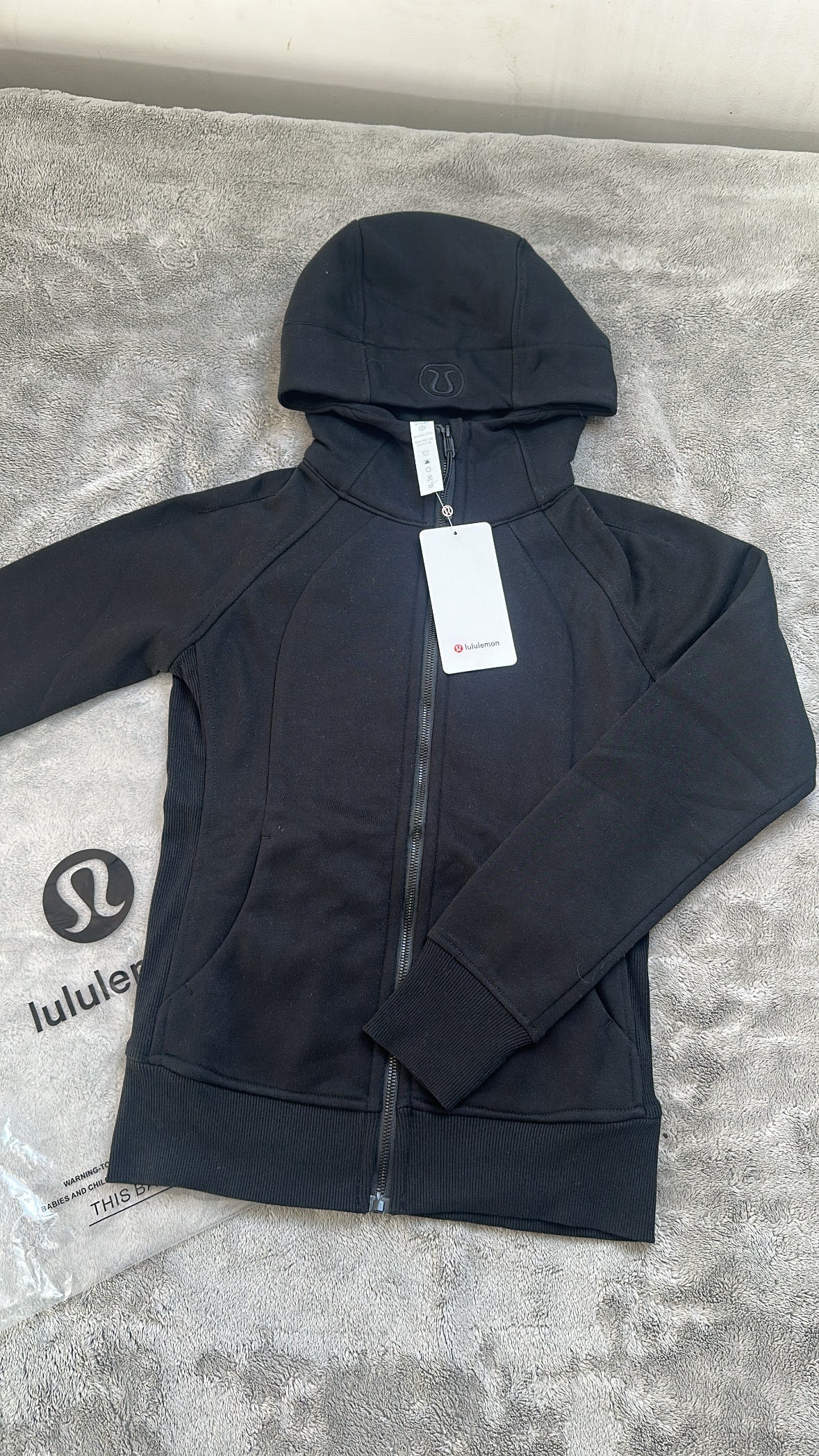 Ensemble Scuba Hoodie + Jogging