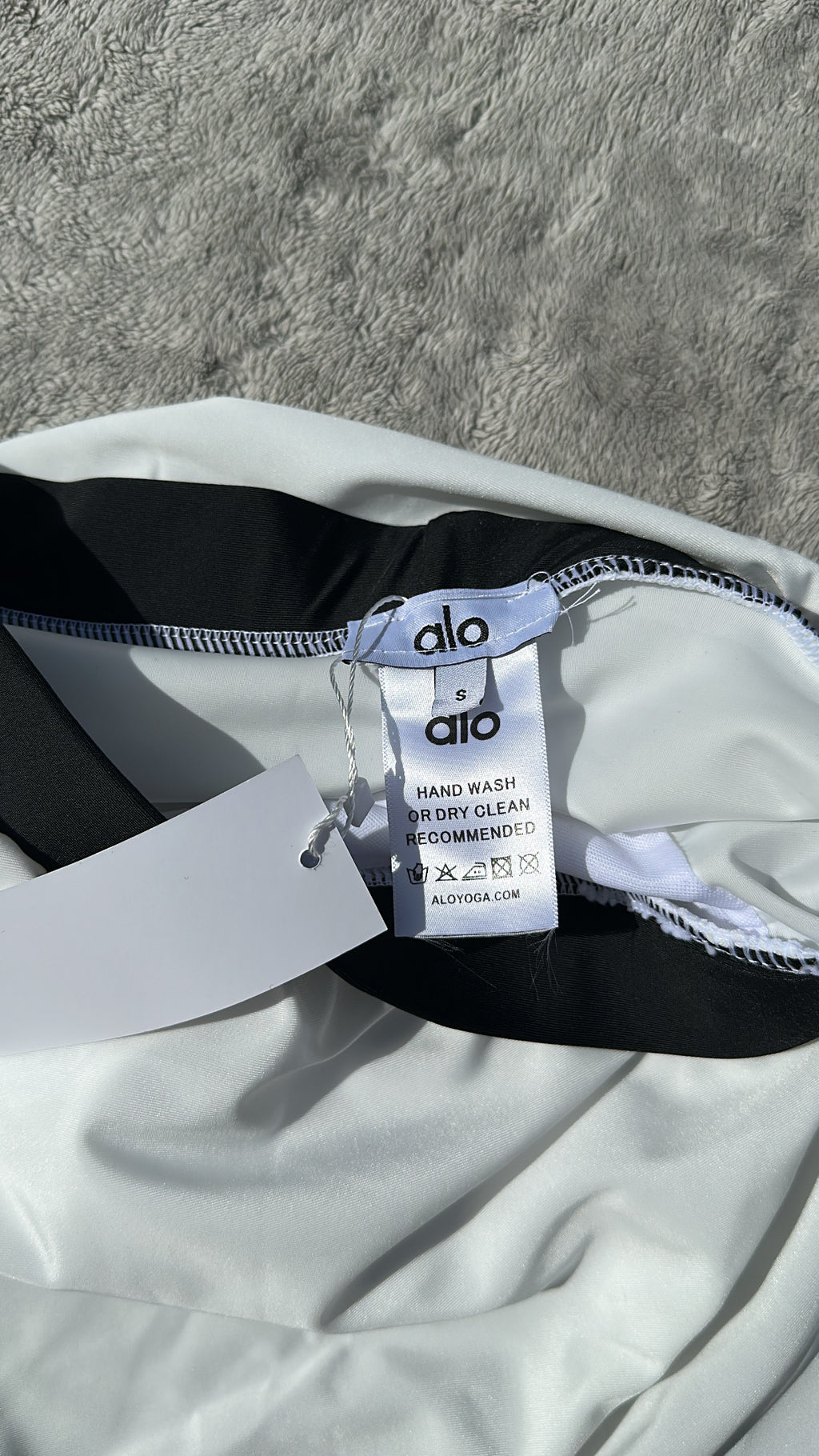 Ensemble Sport Blanc & Noir Brassière + Short