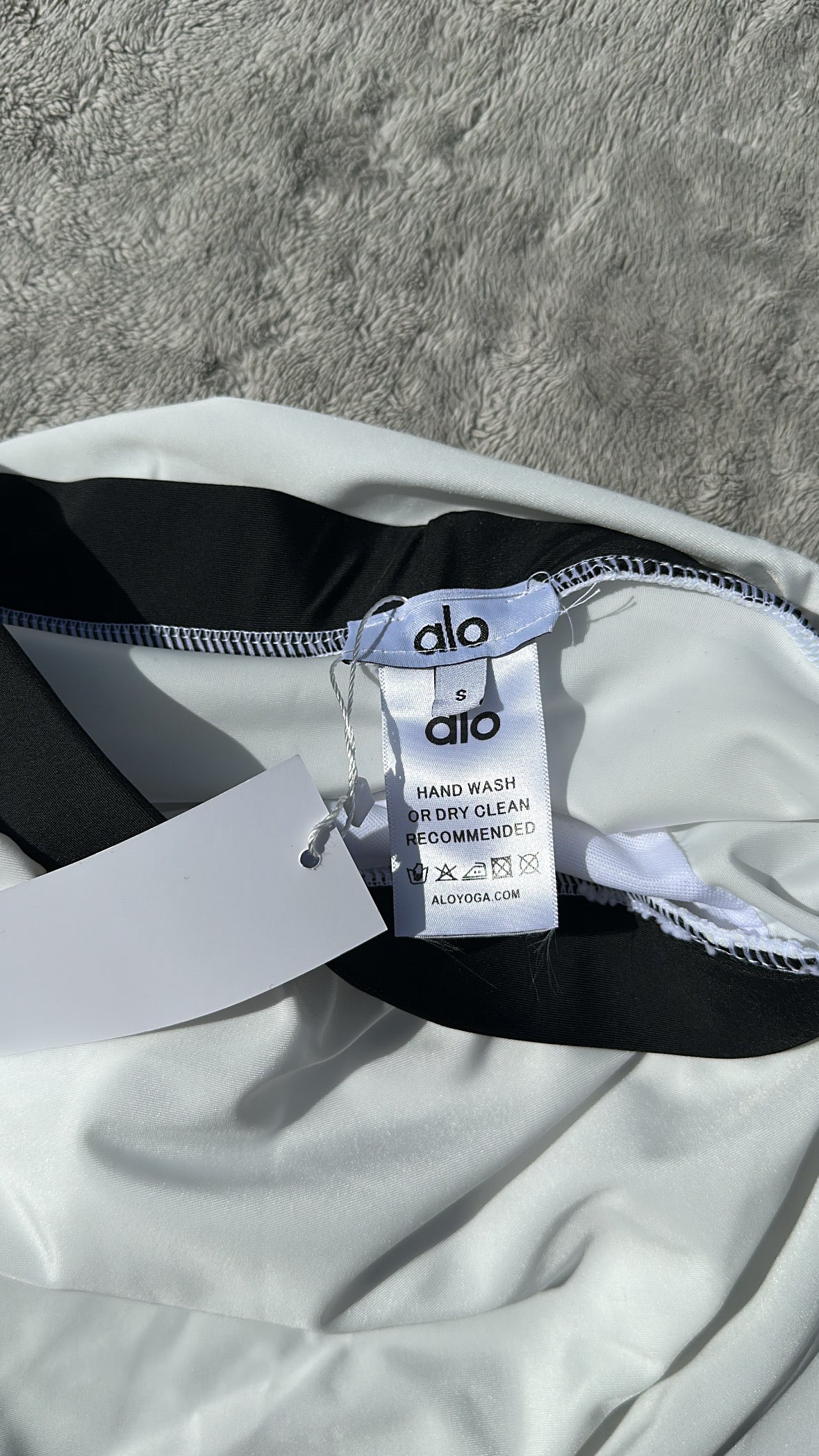 Ensemble Sport Blanc & Noir Brassière + Short