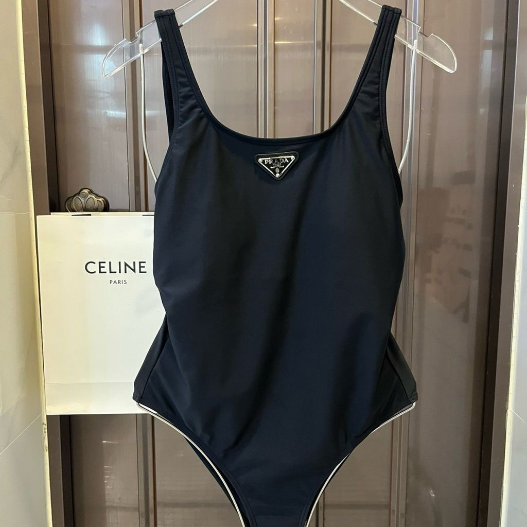 Maillot de bain une pièce noir logo triangle